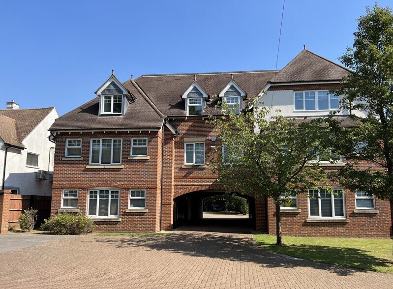 Bond Close, Iver for lease - Building Photo - Image 1 of 3