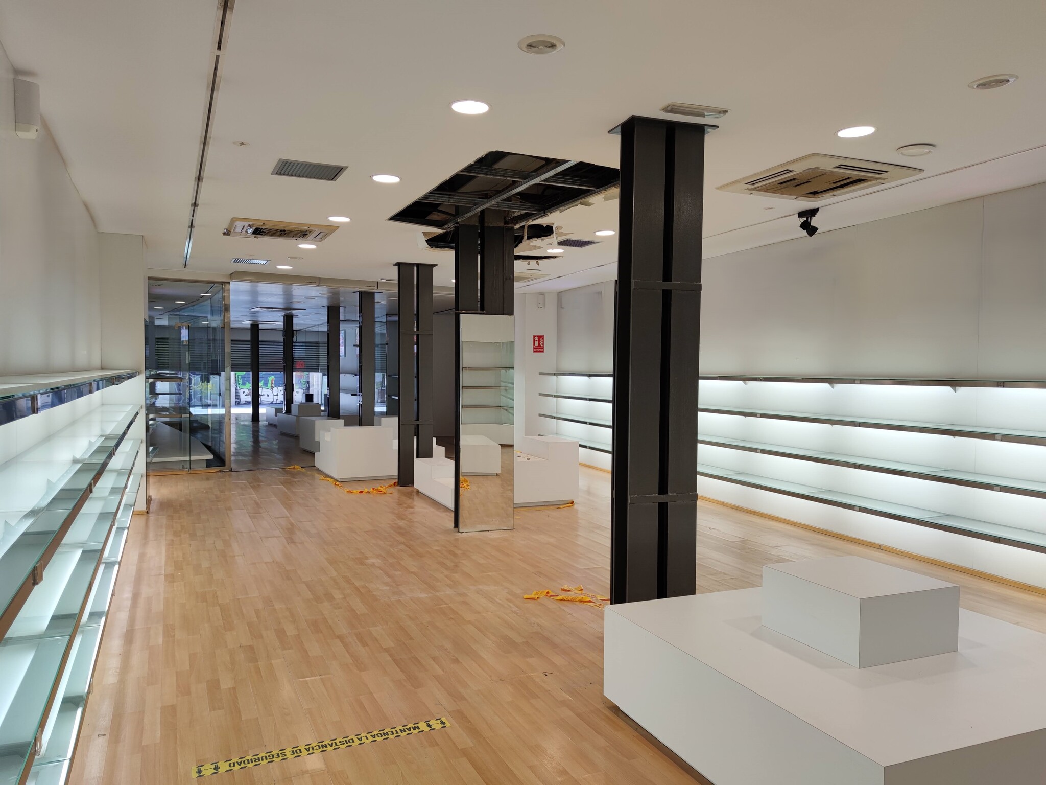 Carrer de la Portaferrissa, Barcelona, Barcelona for lease Interior Photo- Image 1 of 11