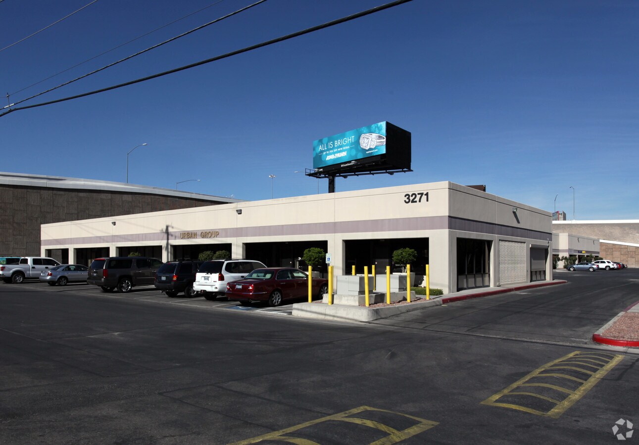 3271 S Highland Dr, Las Vegas, NV 89109