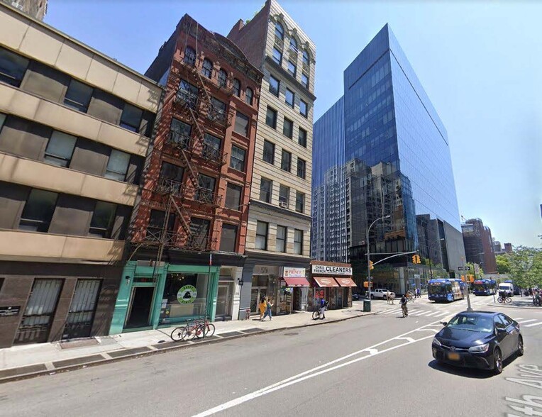 61 Fourth Ave, New York, NY for lease - Building Photo - Image 1 of 6