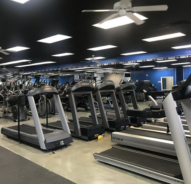 301 E Interstate 20, Weatherford, TX for sale - Interior Photo - Image 1 of 1