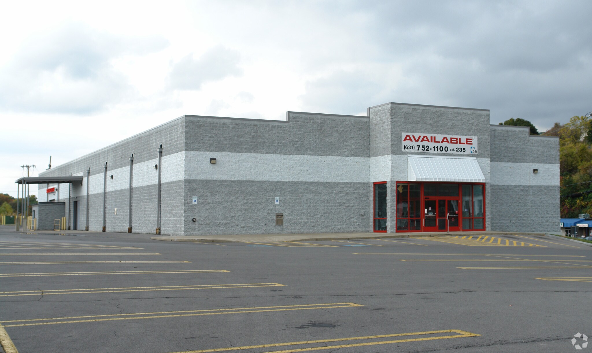 2100 W Genesee St, Syracuse, NY for sale Primary Photo- Image 1 of 1