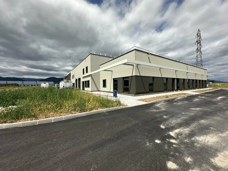 Flex in Bergheim for lease - Building Photo - Image 2 of 11