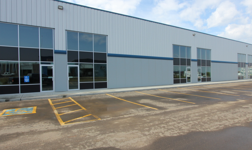 215 MacAlpine Cres, Wood Buffalo, AB for lease Building Photo- Image 1 of 3