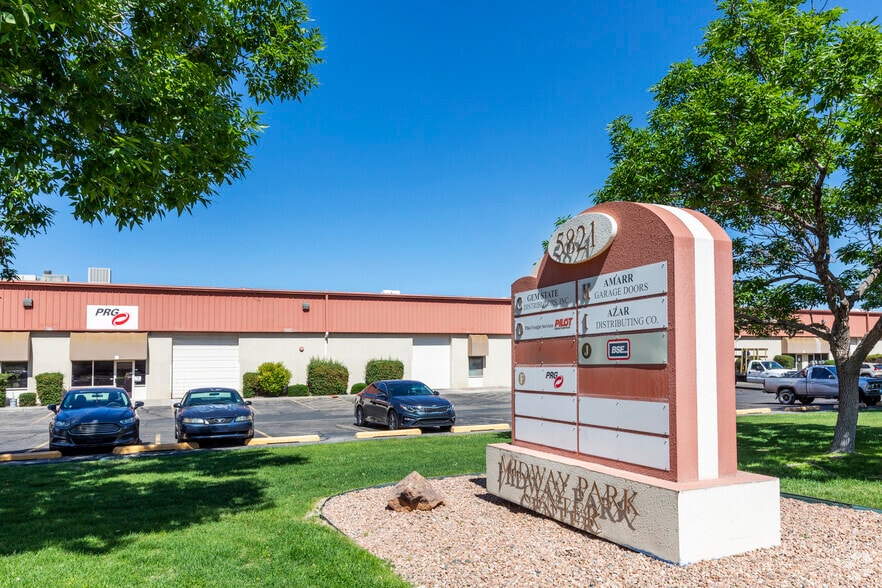 5821 Midway Park Blvd, Albuquerque, NM for lease - Building Photo - Image 2 of 2