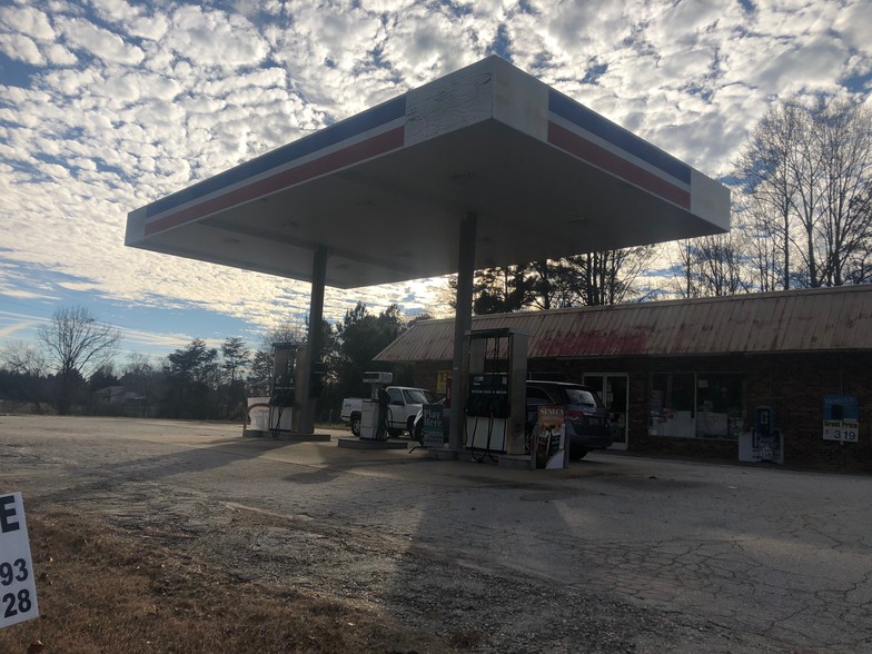 11450 S Highway 11, Westminster, SC for sale - Building Photo - Image 1 of 1