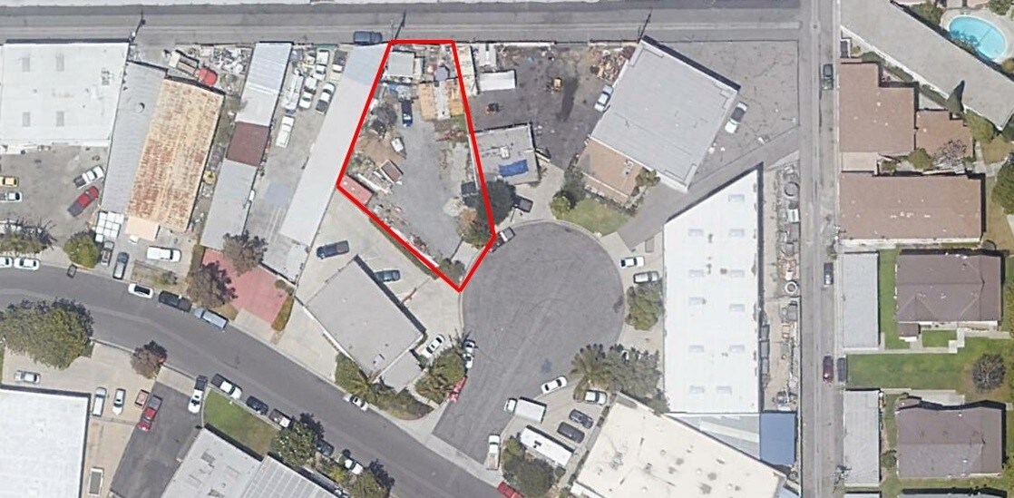 211 Berkeley Cir, Fullerton, CA 92832