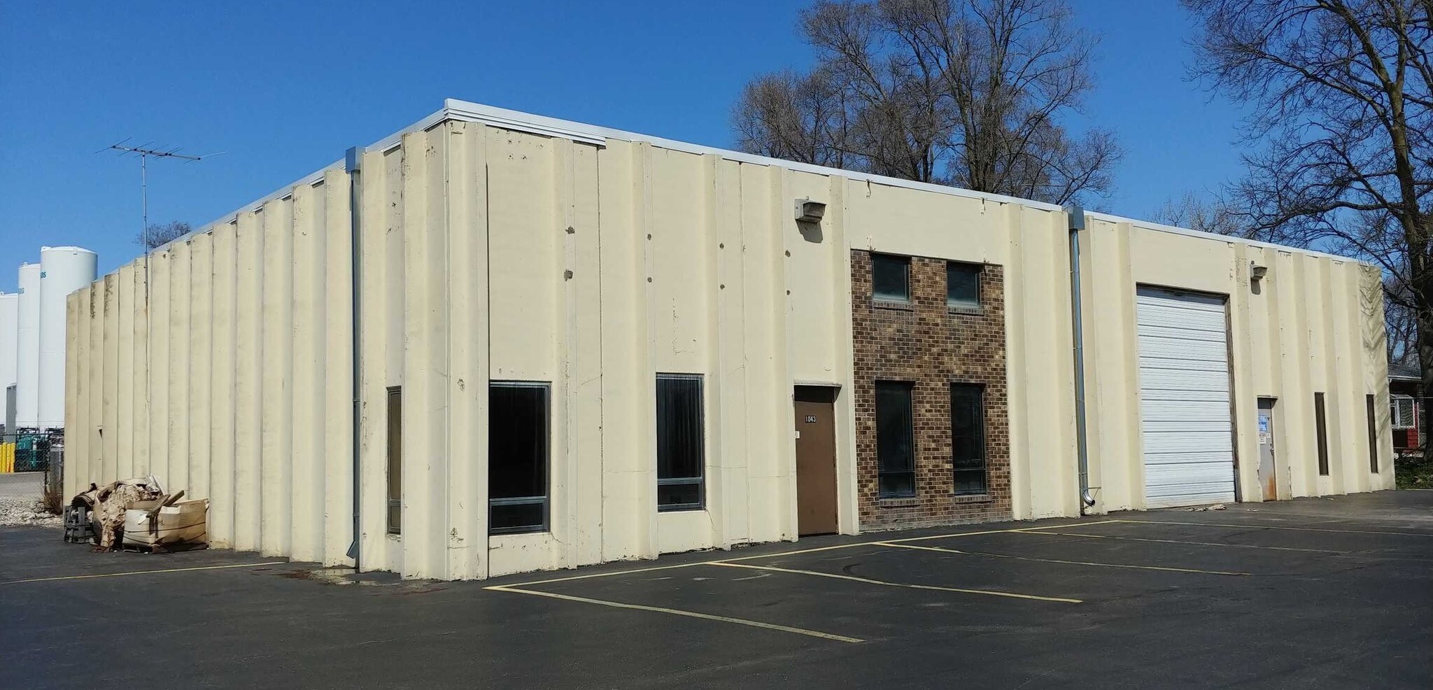 1043 Sill Ave, Aurora, IL for sale Building Photo- Image 1 of 1