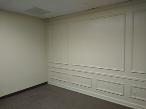 500 S University Ave, Little Rock, AR for lease Interior Photo- Image 2 of 4