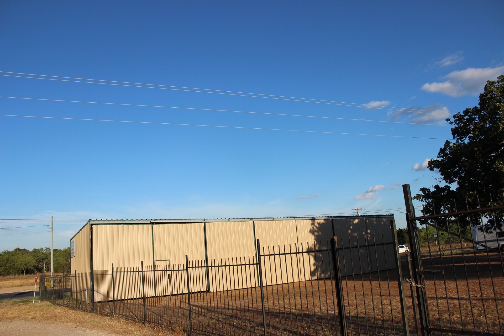 4649 FM 1431, Kingsland, TX for sale Primary Photo- Image 1 of 1