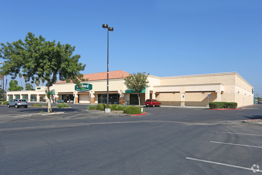 700 N 11th Ave, Hanford, CA, 93230 - Freestanding Property For Lease on ...