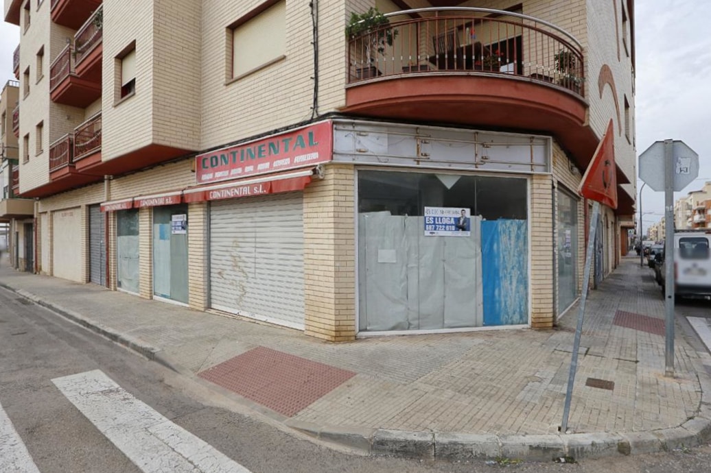 Retail in Alcanar, Tarragona for lease Interior Photo- Image 1 of 17