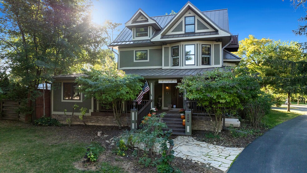 409 N State St, Franklin Grove, IL for sale - Primary Photo - Image 1 of 18