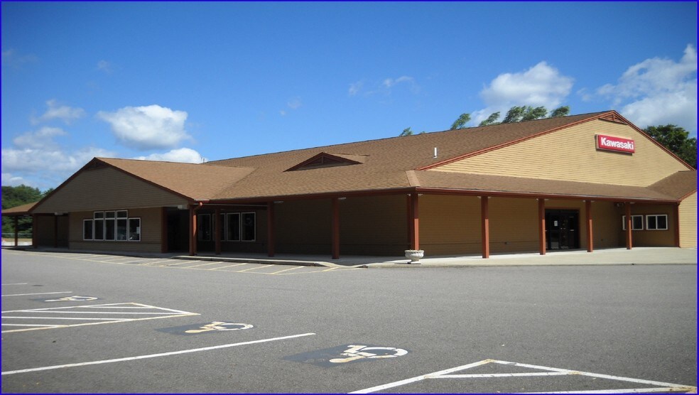 238 Willimantic Rd, Chaplin, CT for sale - Primary Photo - Image 1 of 1