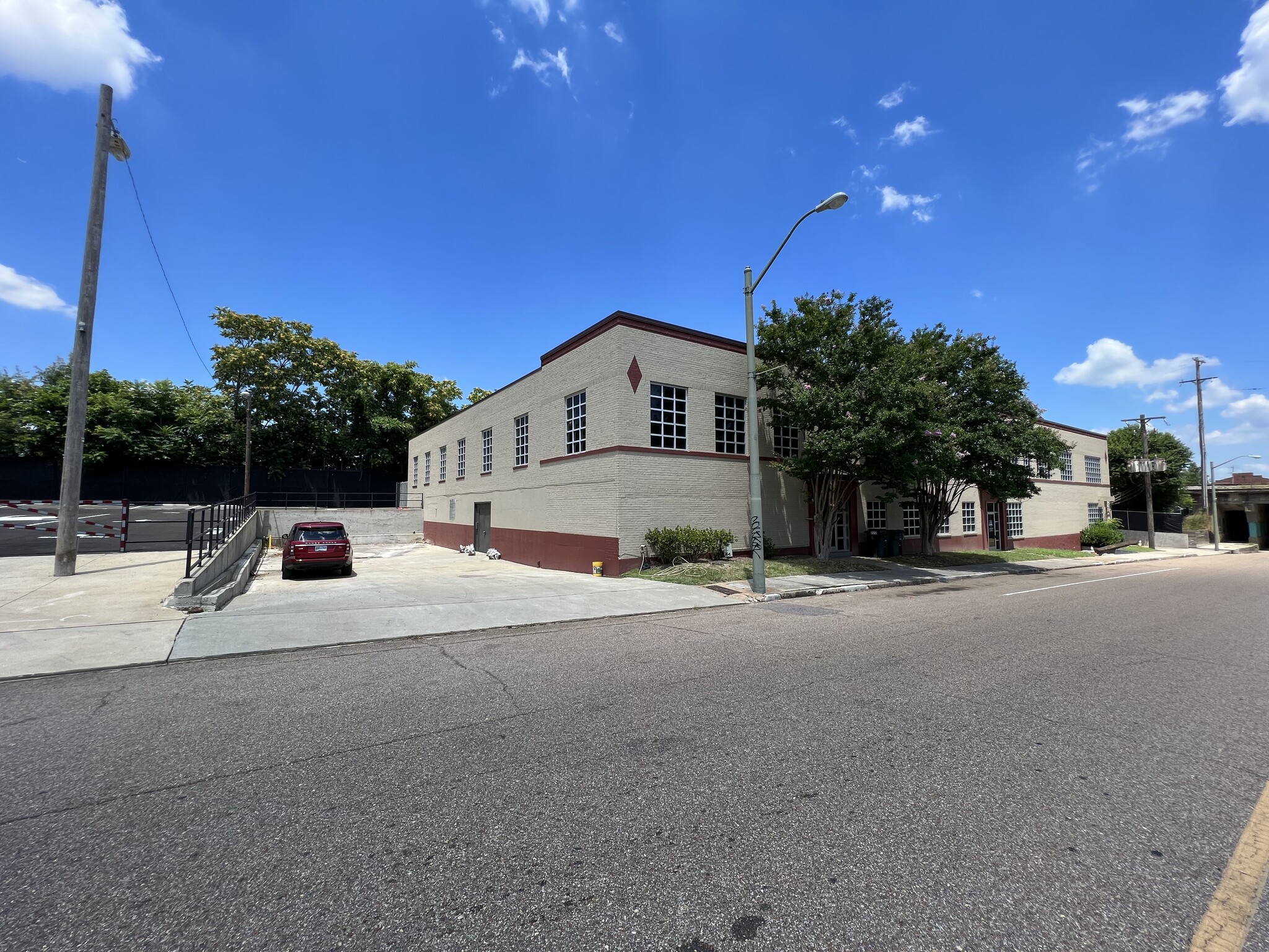 777 S Main St, Memphis, TN for sale Building Photo- Image 1 of 24