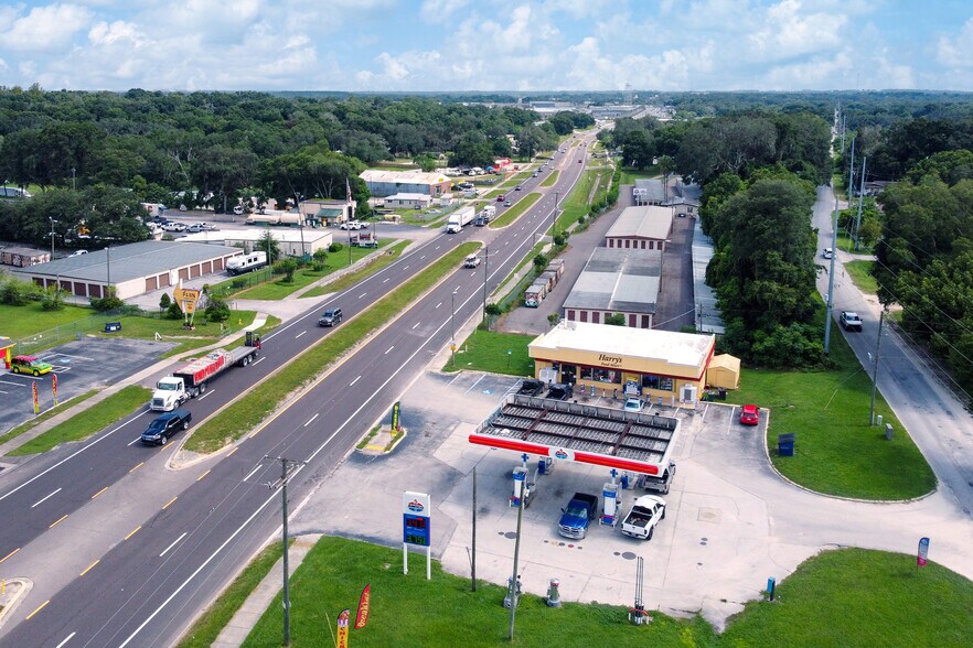 16135 Us Highway 301 Dade City - 16135 Us Highway 301 Dade City FL Building Photo 1 Large