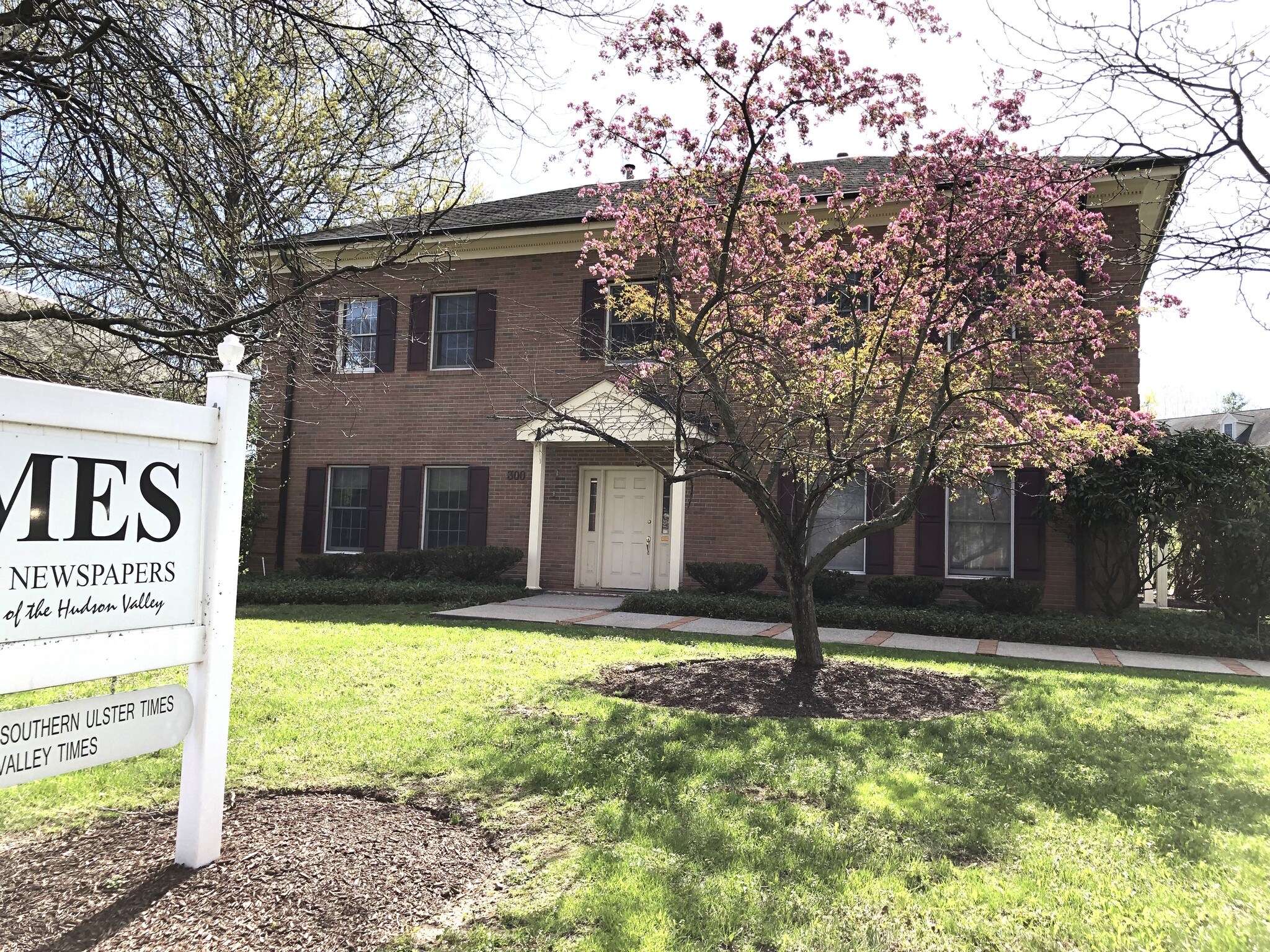 300 Stony Brook Ct, Newburgh, NY for sale Building Photo- Image 1 of 1