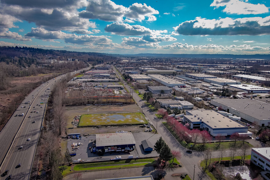 2940 E Valley Rd, Renton, WA for sale - Building Photo - Image 2 of 6