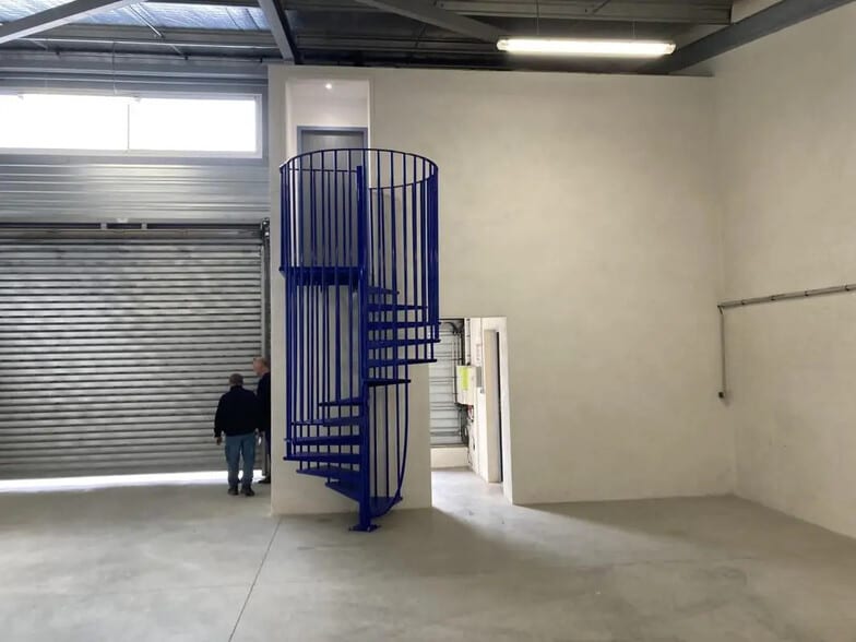 Flex in La Farlède for lease - Interior Photo - Image 2 of 6