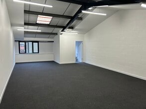 Station Rd, Hungerford for lease Interior Photo- Image 2 of 4