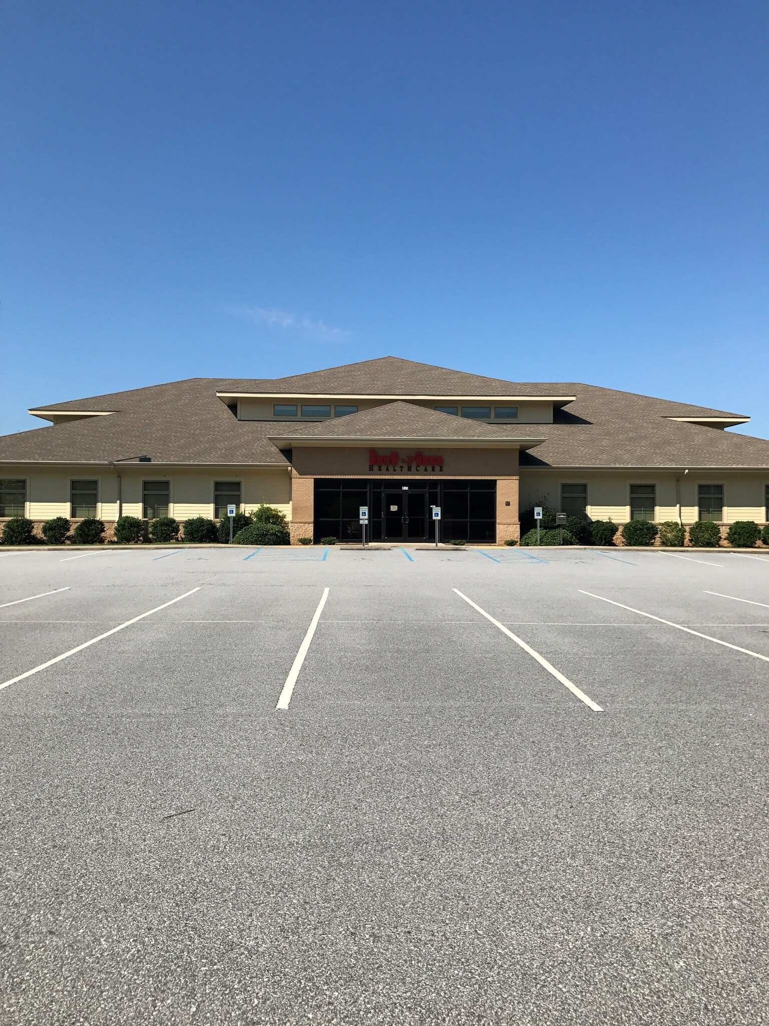 155 Deacon Tiller Ct, Duncan, SC for sale Building Photo- Image 1 of 1