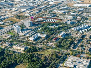 4700 W Sam Houston Pky N, Houston, TX - aerial  map view