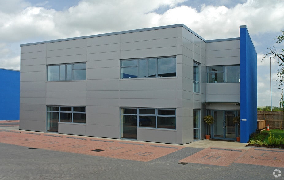 Greenbridge Rd, Swindon for lease - Building Photo - Image 3 of 6