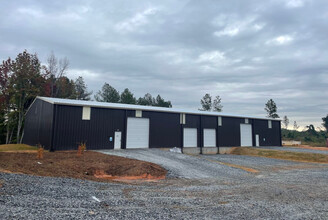 815 Tom Cat Ln, Spartanburg, SC for lease Building Photo- Image 1 of 5