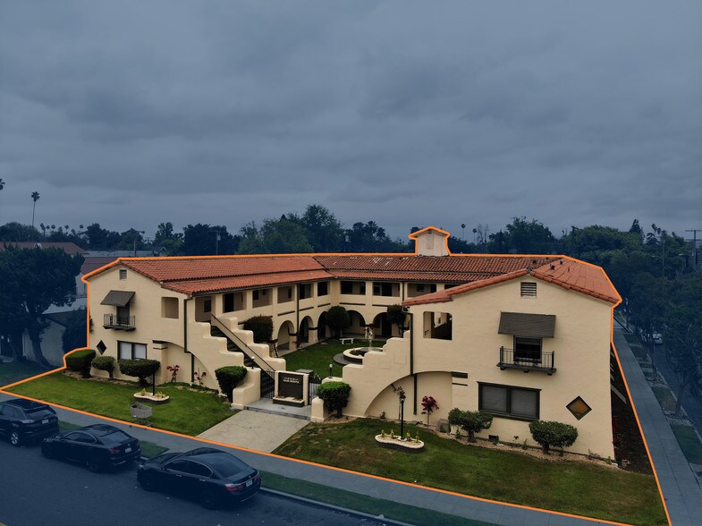 206 E Alvarado St, Pomona, CA 91767