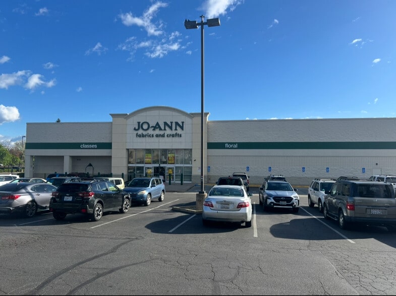 JoAnn Fabrics - Loft