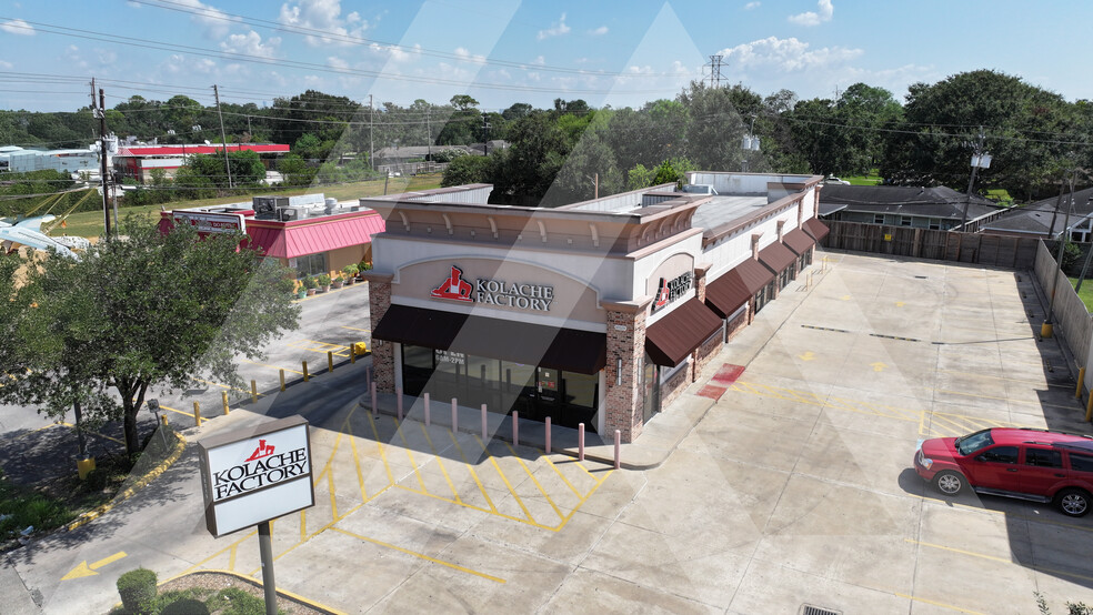 10519 Post Oak Rd, Houston, TX for lease - Building Photo - Image 2 of 7