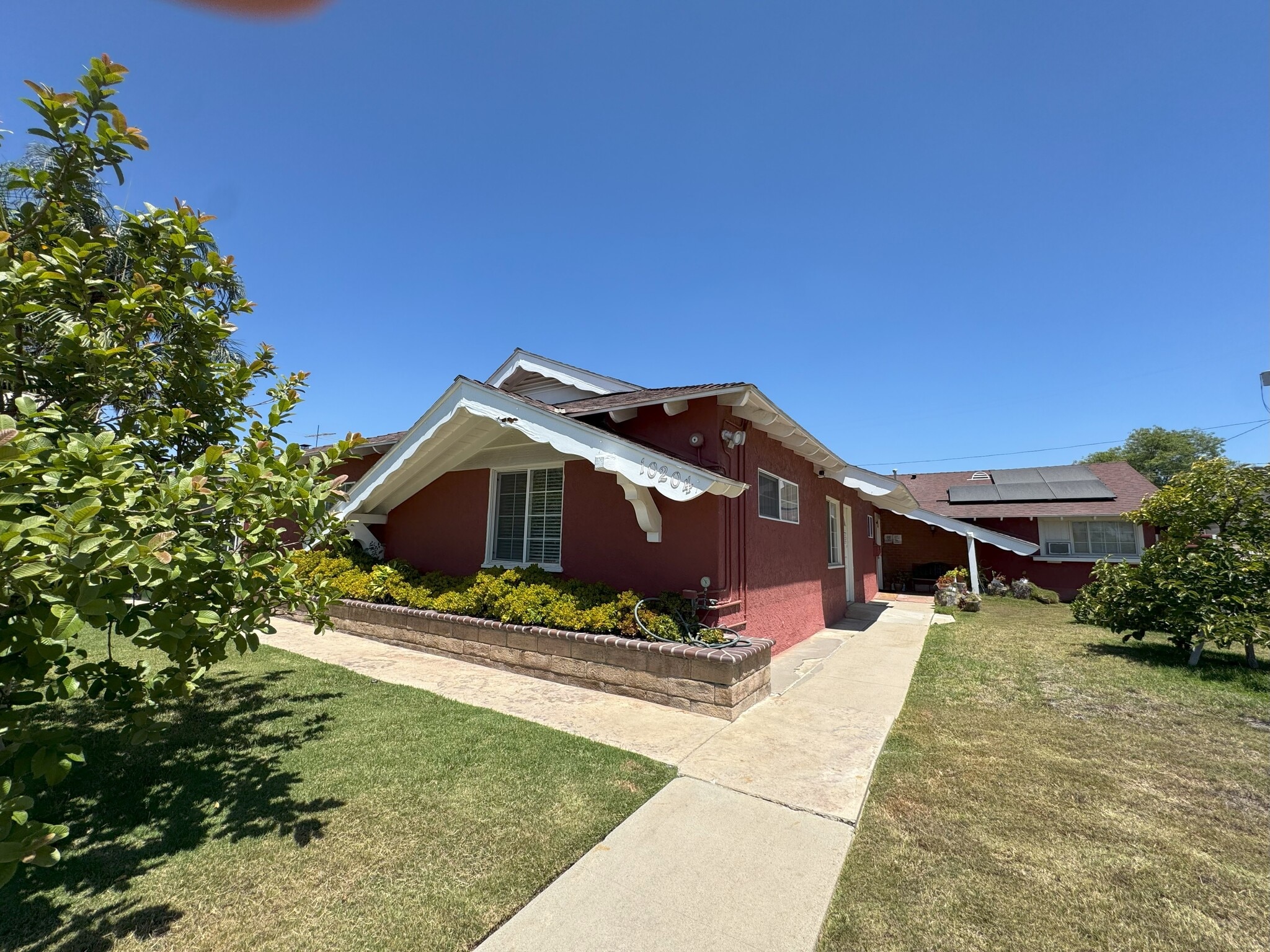 10204 Gerald Ave, North Hills, CA for sale Primary Photo- Image 1 of 2