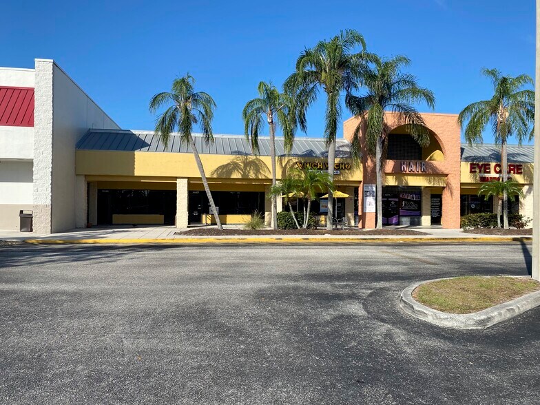 10045 S US Highway 1, Port Saint Lucie, FL for lease - Building Photo - Image 3 of 19