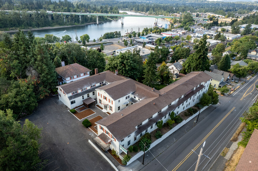 Oregon City Hospital portfolio of 2 properties for sale on LoopNet.com - Aerial - Image 1 of 5