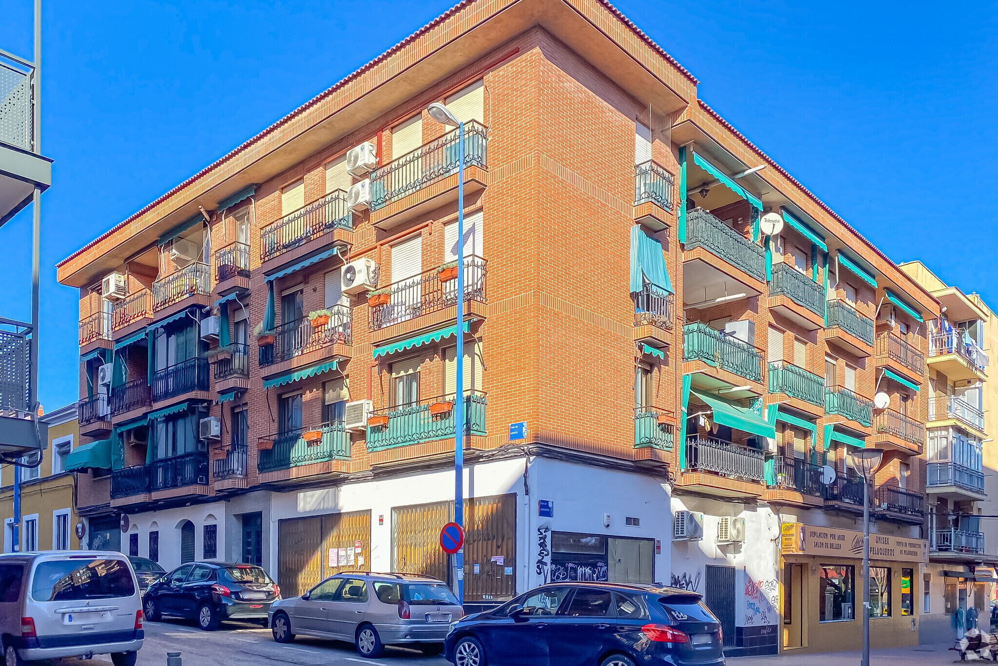 Calle Artico, 9, Leganés, Madrid for sale Primary Photo- Image 1 of 1