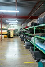 3911 Woodbury Dr, Austin, TX for lease Interior Photo- Image 2 of 9