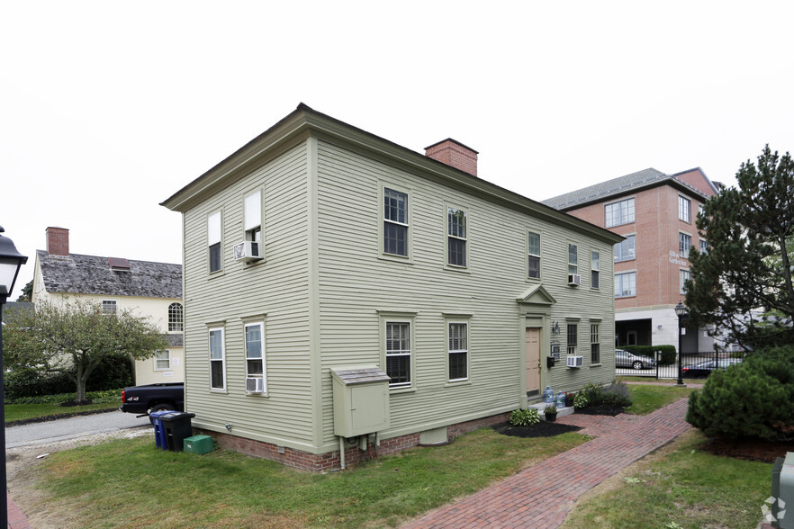 410 The Hill, Portsmouth, Nh 03801 