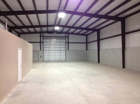 Office/Warehouse/Yard for LEASE - Warehouse