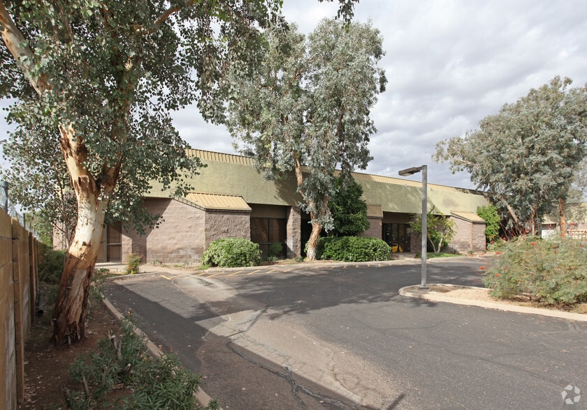 21636 N 14th Ave, Phoenix, AZ for lease - Primary Photo - Image 1 of 3