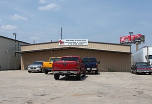 10147 Industrial Dr NE, Covington GA - Warehouse