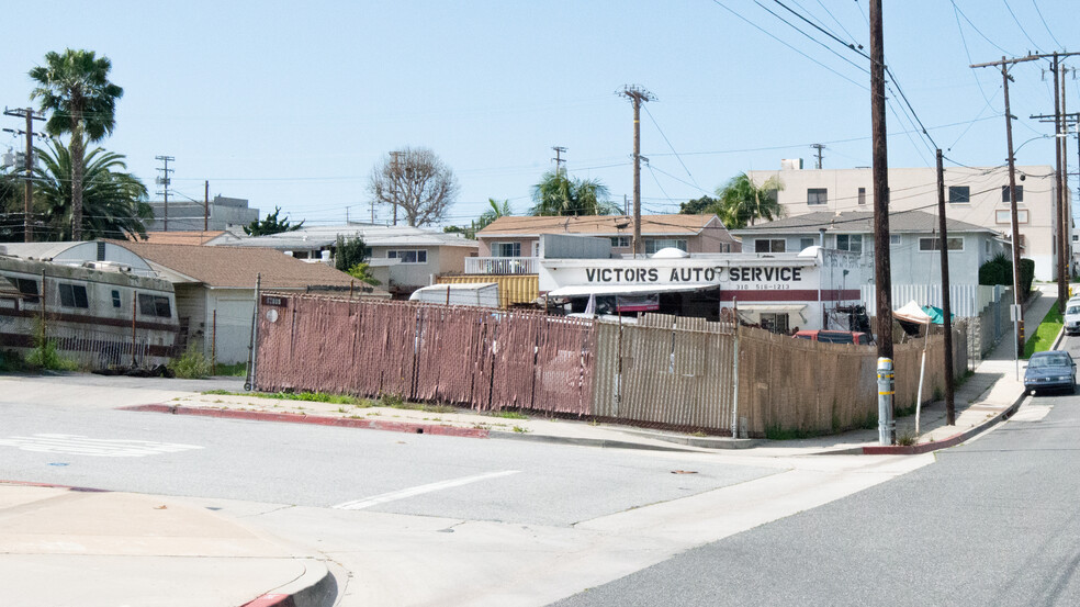 17805 S Denker Ave, Gardena, CA for sale - Building Photo - Image 3 of 3