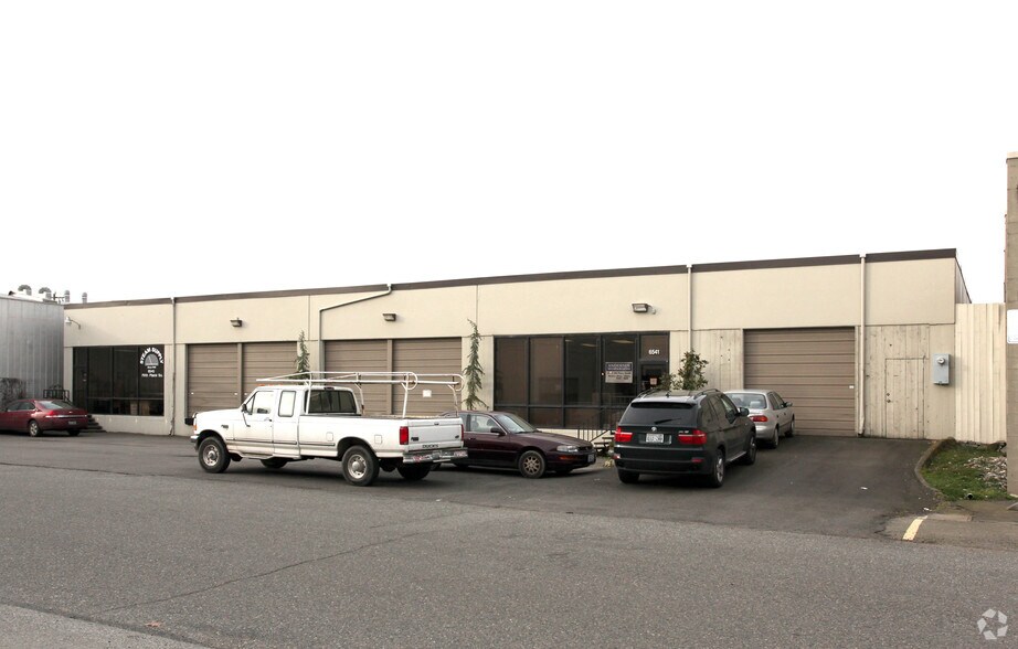 6545 5th Pl S, Seattle, WA for sale - Primary Photo - Image 1 of 1