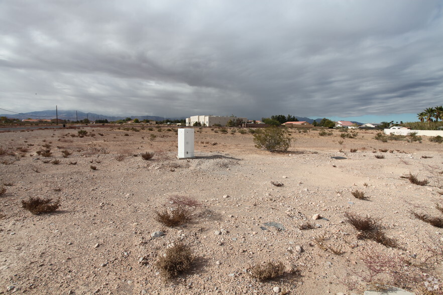 W Pebble Rd, Las Vegas, NV for sale - Building Photo - Image 1 of 1