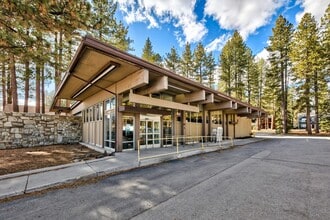 8245 N Lake Blvd, Kings Beach, CA for lease Interior Photo- Image 2 of 9