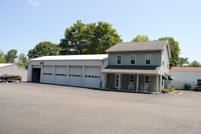 2527 Stonehouse Rd, Basking Ridge, NJ 07920