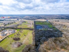 30.855+/- Acres on NEC 1-35 - Investment Property