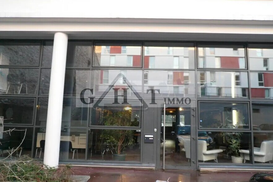 Office in Ivry-sur-Seine for lease - Building Photo - Image 1 of 11