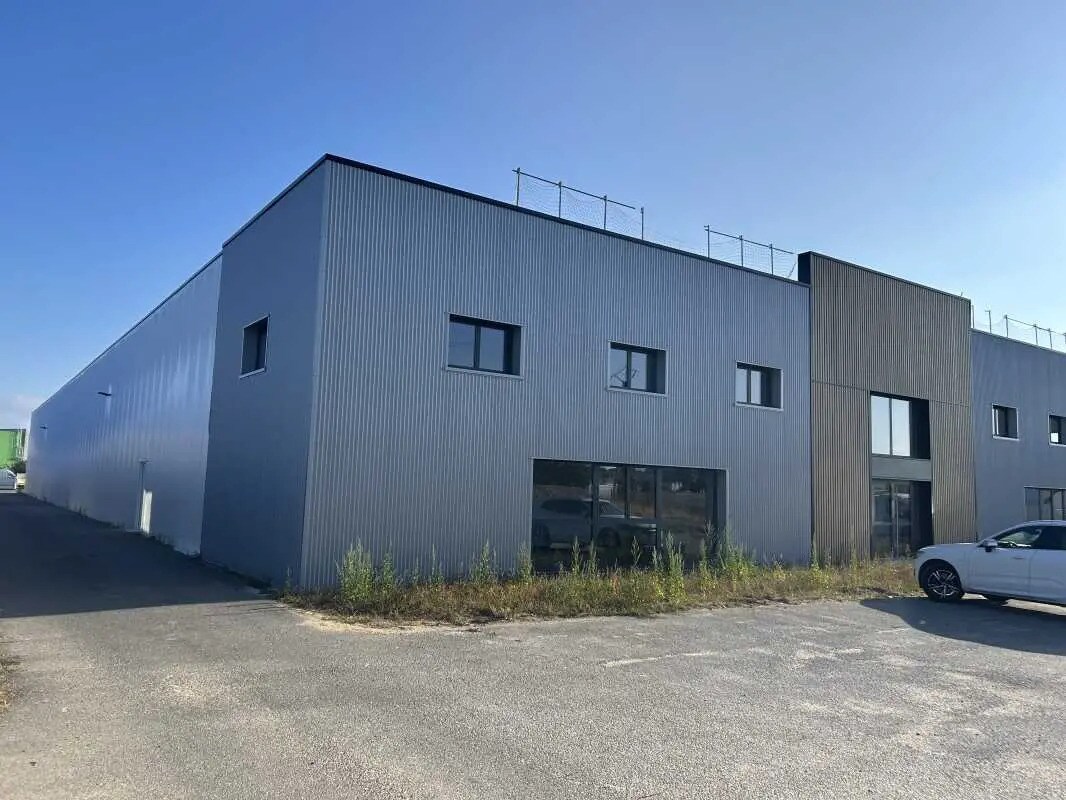4 Route De Saint Etienne De Montluc, Couëron for lease Building Photo- Image 1 of 15