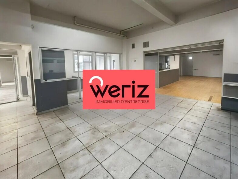 Industrial in Marseille for sale - Interior Photo - Image 1 of 6