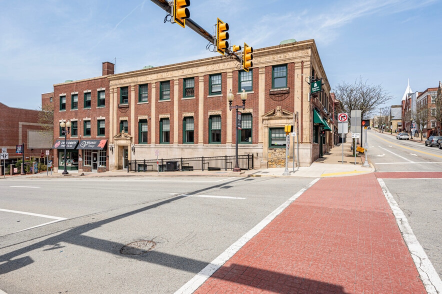 102 N Main St, Greensburg, PA for sale - Building Photo - Image 3 of 43